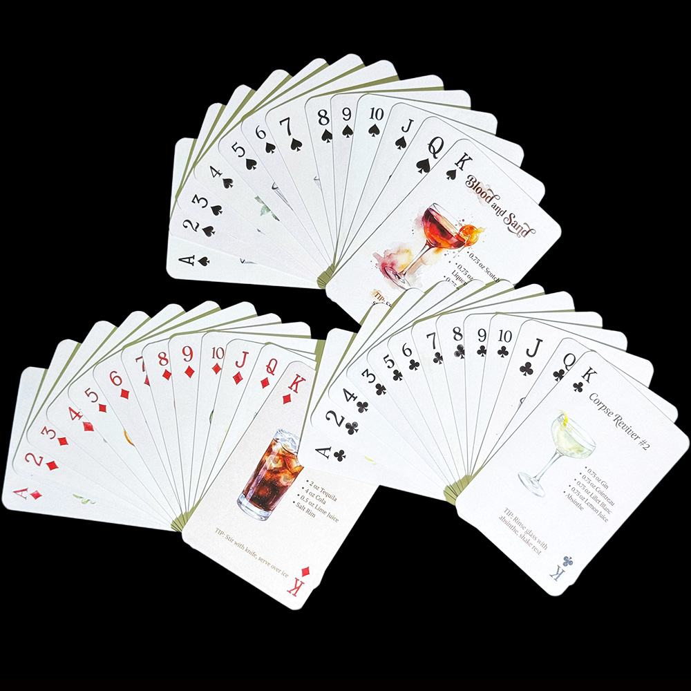 Set di 54 Carte da Gioco con R - Cocktail Recipe Book recensione e prezzo