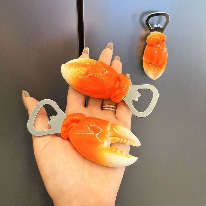 Apribottiglie magnetico a form - Home Bar And Fridge recensione e prezzo